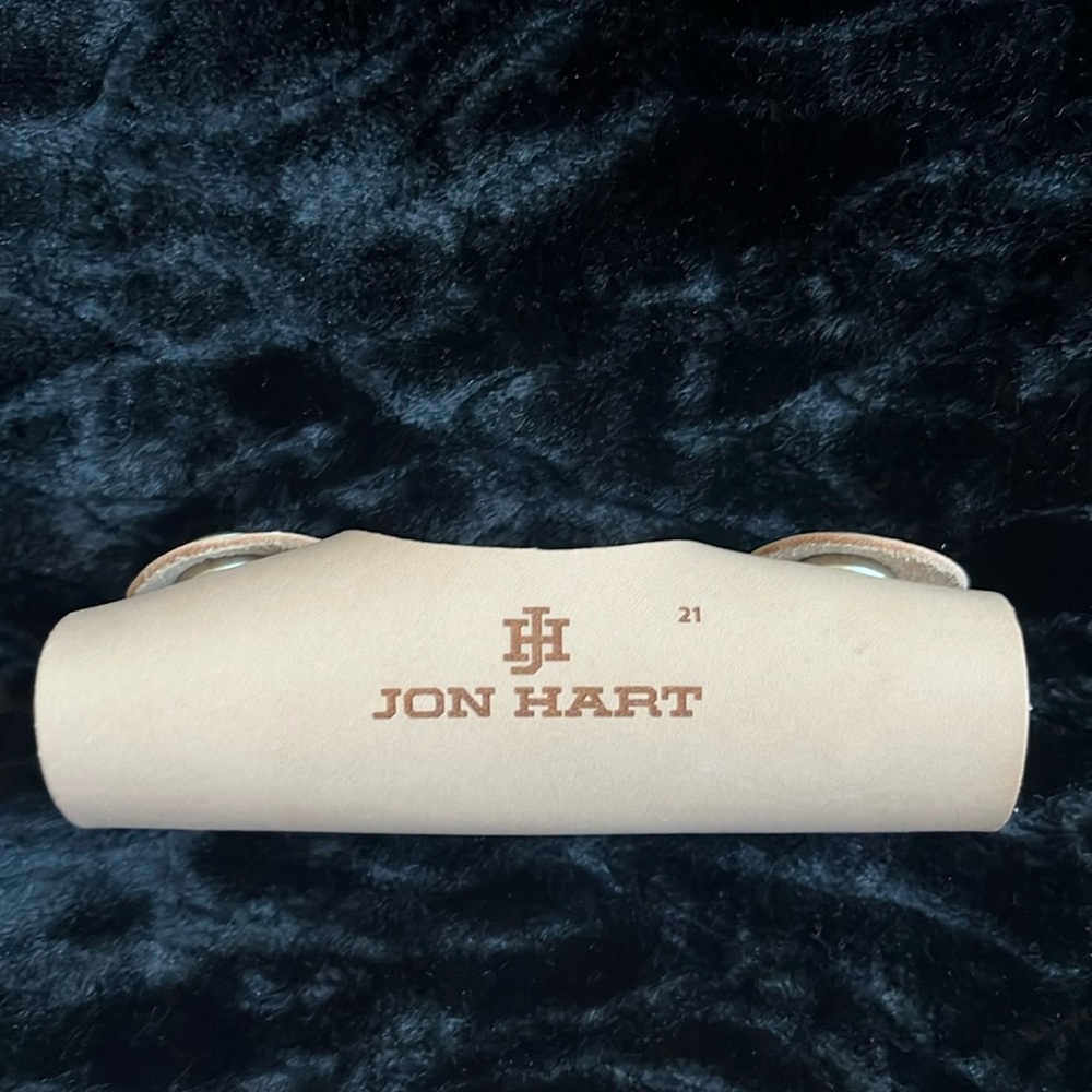 Jon Hart leather luggage handle cover